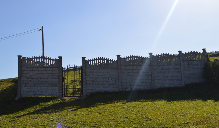 4. fotografia fotogalérie Nové oplotenie cintorína