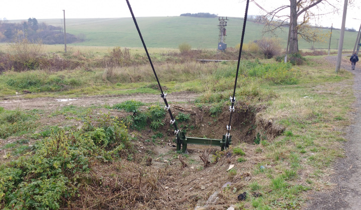 12. fotografia fotogalérie Oprava lávky cez Torysu