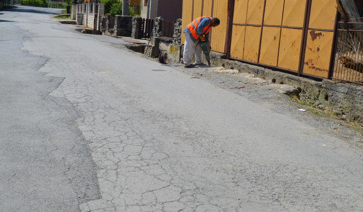 4. fotografia fotogalérie Výstavba chodníkov pozdĺž cesty III.triedy, súp.č.3 - súp.č.33