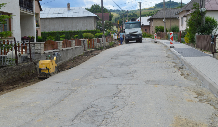 8. fotografia fotogalérie Výstavba chodníkov pozdĺž cesty III.triedy, súp.č.3 - súp.č.33