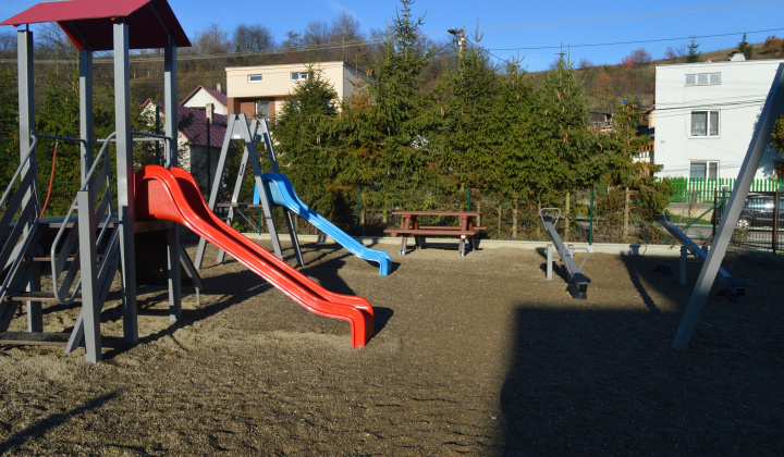 4. fotografia fotogalérie Výstavba detského ihriska