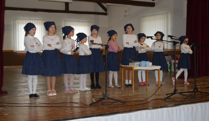 16. fotografia fotogalérie Október - mesiac úcty k starším, r. 2025