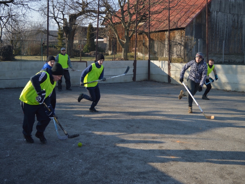 Hokejový turnaj, 02. 01. 2016