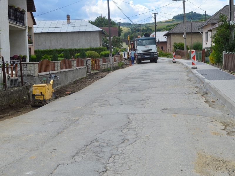 Výstavba chodníkov pozdĺž cesty III.triedy, súp.č.3 - súp.č.33