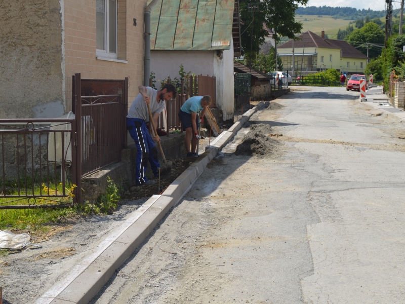 Výstavba chodníkov pozdĺž cesty III.triedy, súp.č.3 - súp.č.33