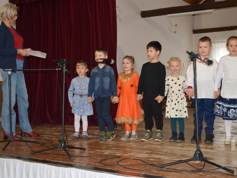 Október - mesiac úcty k starším, r. 2025