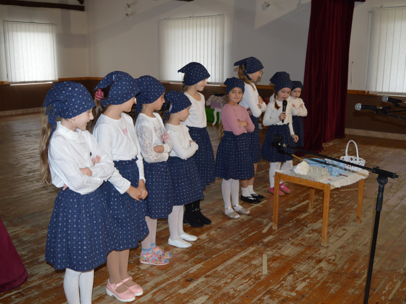 Október - mesiac úcty k starším, r. 2025