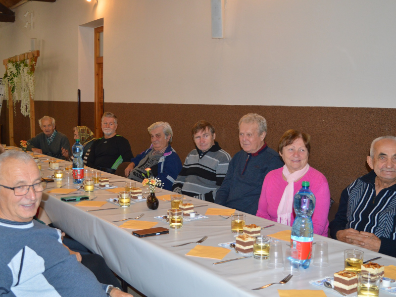 Október - mesiac úcty k starším, r. 2025