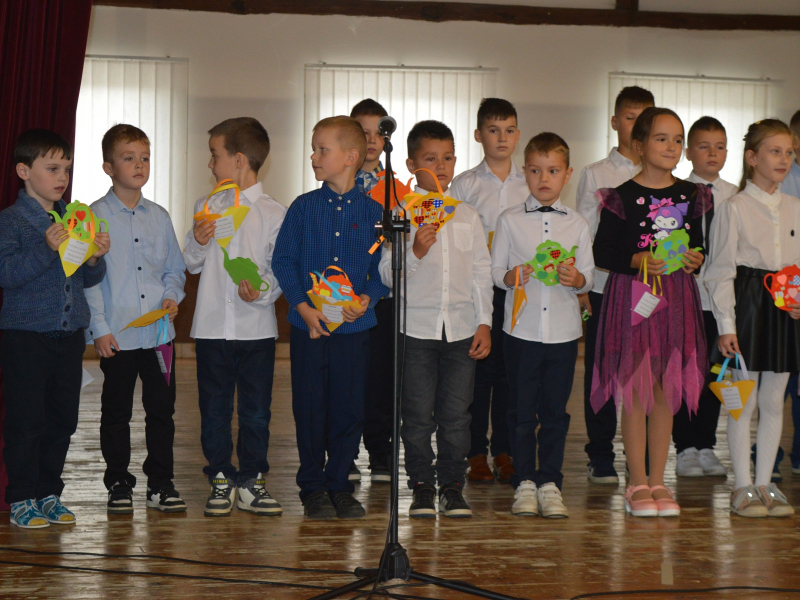 Október - mesiac úcty k starším, r. 2025