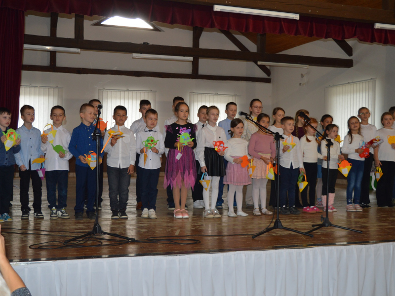 Október - mesiac úcty k starším, r. 2025