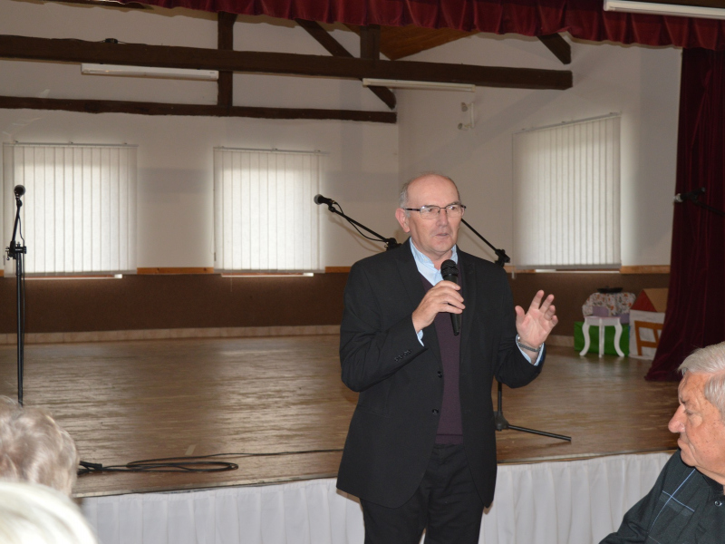 Október - mesiac úcty k starším, r. 2025